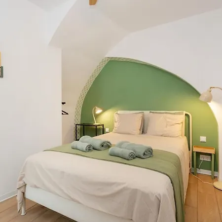 T2 Casa Bernardo De Passos 2 *